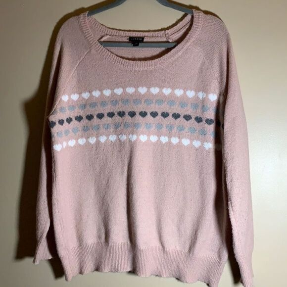 Torrid Pink Heart Sweater size 00 - Picture 2 of 8